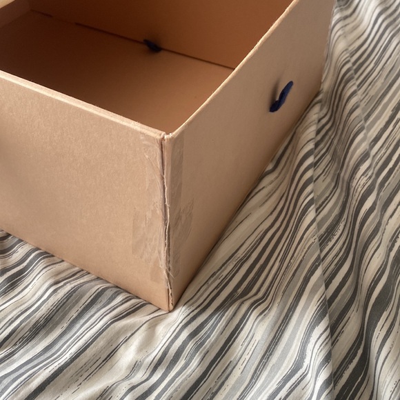 Louis Vuitton Run Away Sneakers size 11 only worn once still in great condition! - Picture 7 of 10